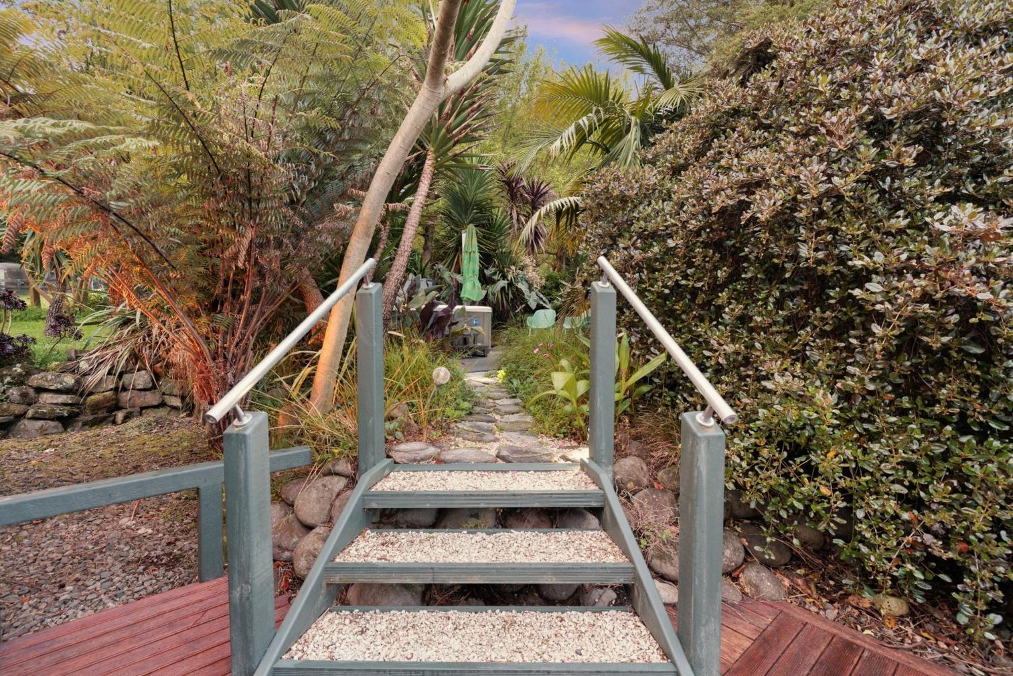 Swiss-Kiwi Cottage And Retreat, B&B Tauranga Buitenkant foto